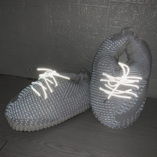 ZAPATILLAS DE ESTAR POR CASA YEEZY STATIC REFLECTIVE WHITE