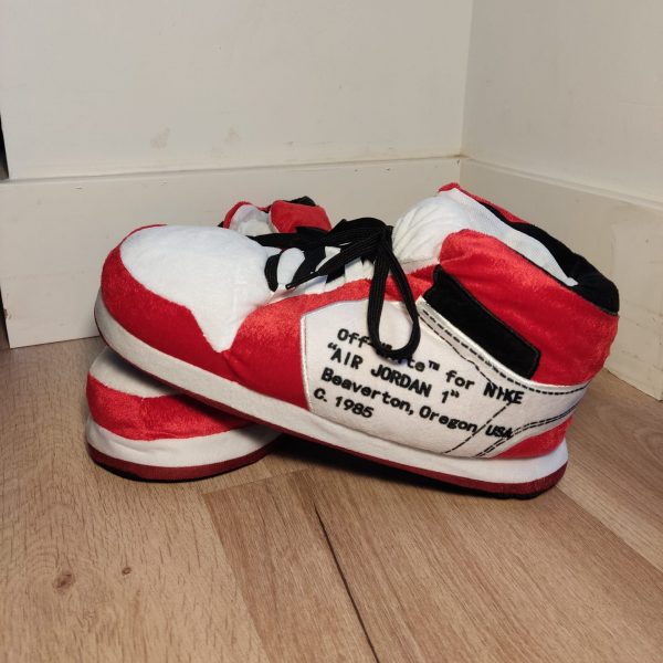 ZAPATILLAS DE CASA OFF WHITE JORDAN ROJO