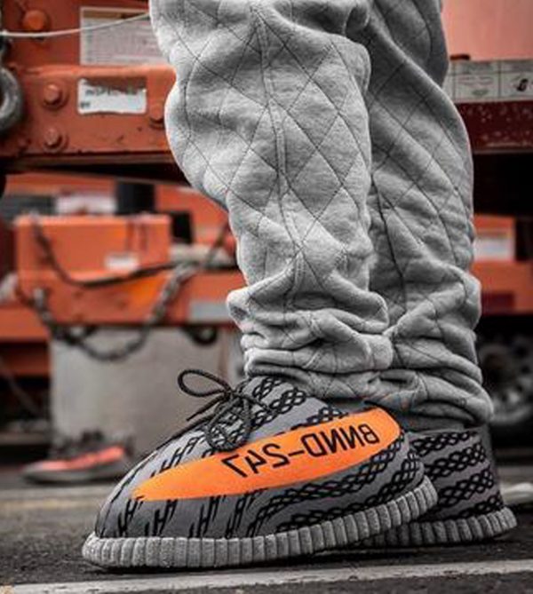 Pantuflas Yeezy Boost 350 v2 Beluga