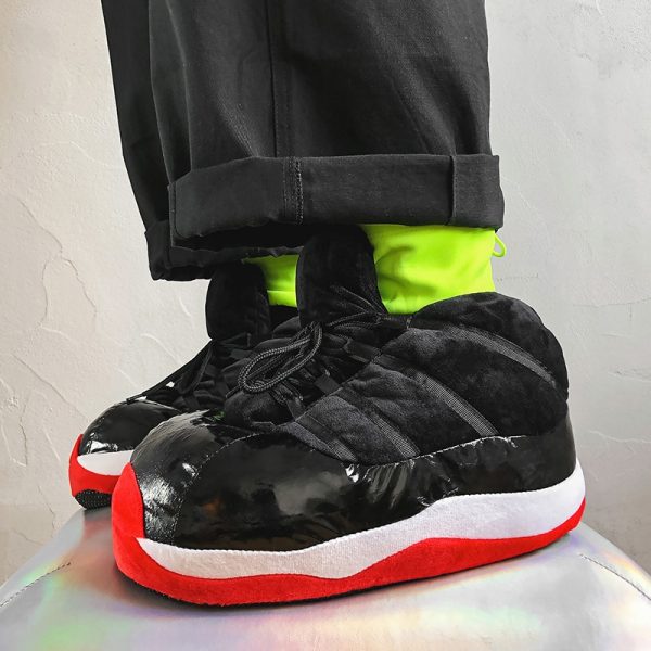 PANTUFLAS AIR JORDAN 11 NEGRAS